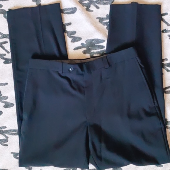 18 Calvin Klein Men’s Black Wool trousers - Picture 3 of 9